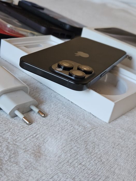Iphone 15 pro max, 256GB, baterie 100%, 33 cicluri, CA NOU