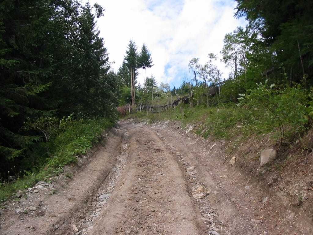 Teren extravilan Hangu aproape de primarie.