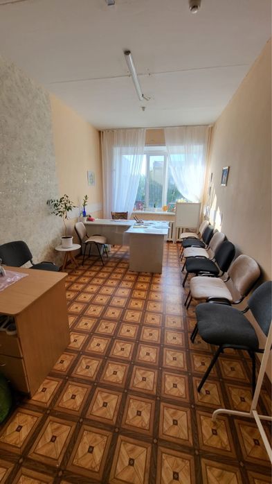 Сдам в аренду  кабинет 18 м