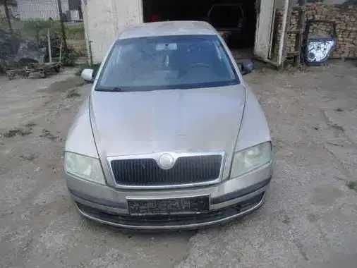 Piese SKODA OCTAVIA 2 an 2006 motor diesel si benzina ORIGINALE