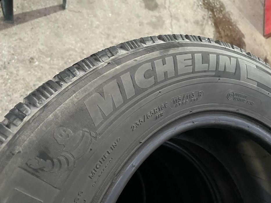 4бр. 235/65/16 C Michelin Agilis Alpin - Бусови гуми