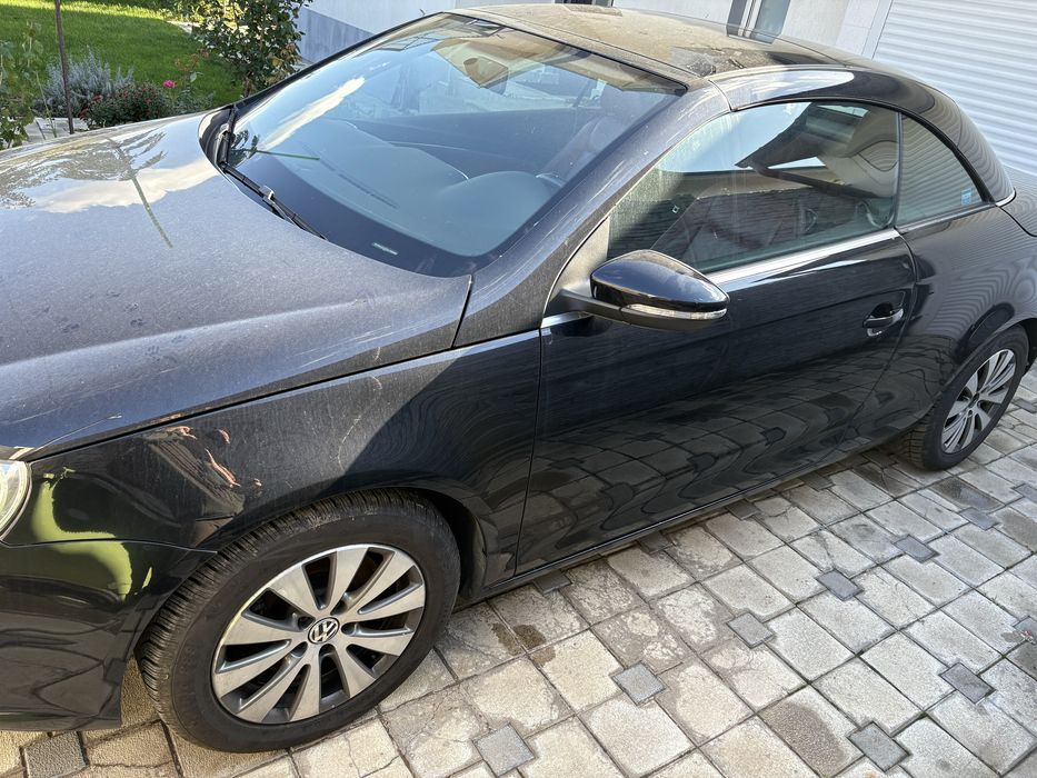 Volskwagen Eos.