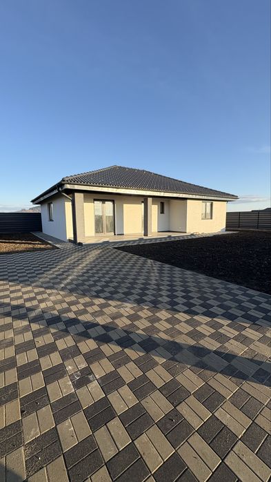 Casa parter. Direct de la proprietar. Comision 0%