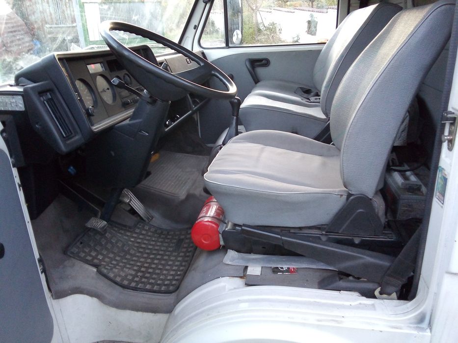 Фолксваген LT 31 D Дълга база,хидравлика на волана нови гуми обслужен.