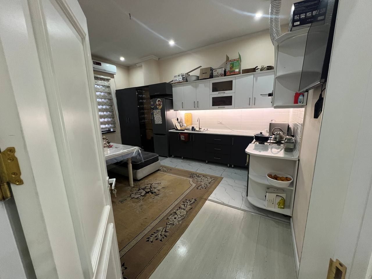 Yunusobod 12 mavze 3/4/4 (85²) sotiladi novostroyka