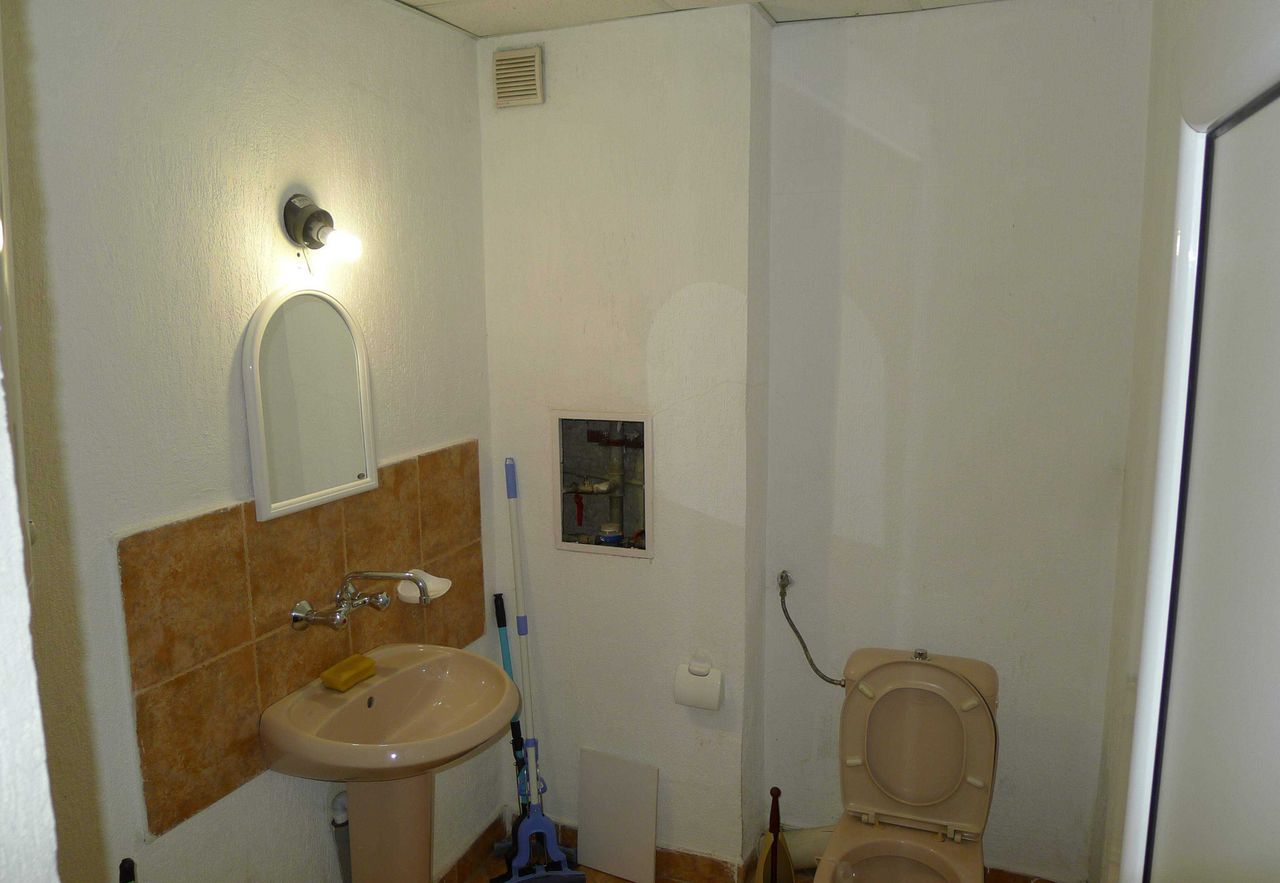 Дава се под наем Офис в София, Център - 72 кв.м за 350 € - Снимка #7