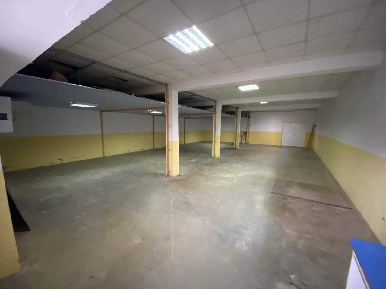 Продава се Склад в Харманли - 880 кв.м за 1 €/кв.м - Снимка #2
