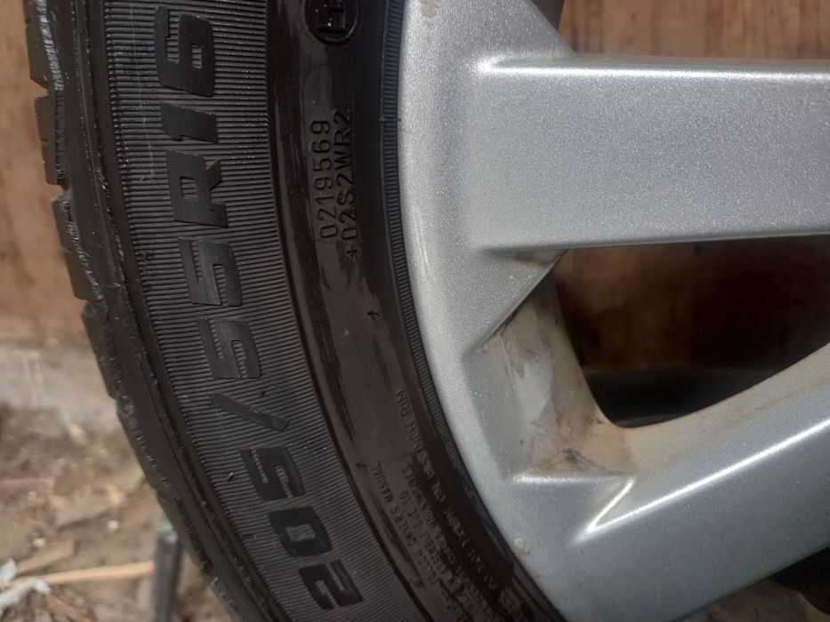 Jante cu cauciucuri vara 205 55-16 în stare buna