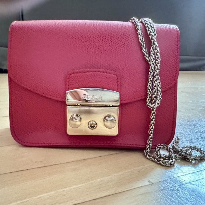 Дамска чанта - Furla, Michael Kors, Sorena