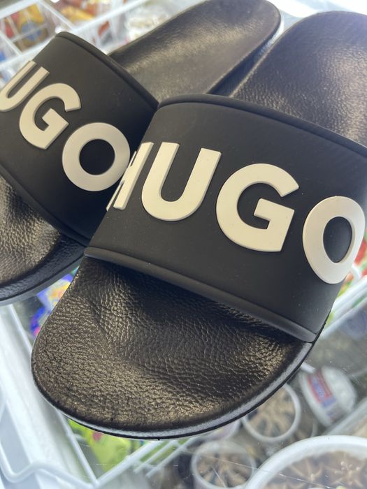 Papuci Barbati Hugo Negru si Alb