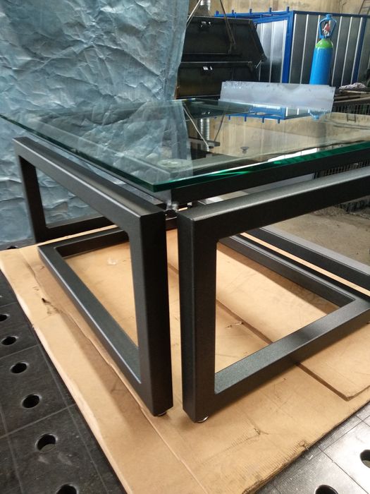 Метална арт маса(безкраен дизайн) infinity table, infinity design