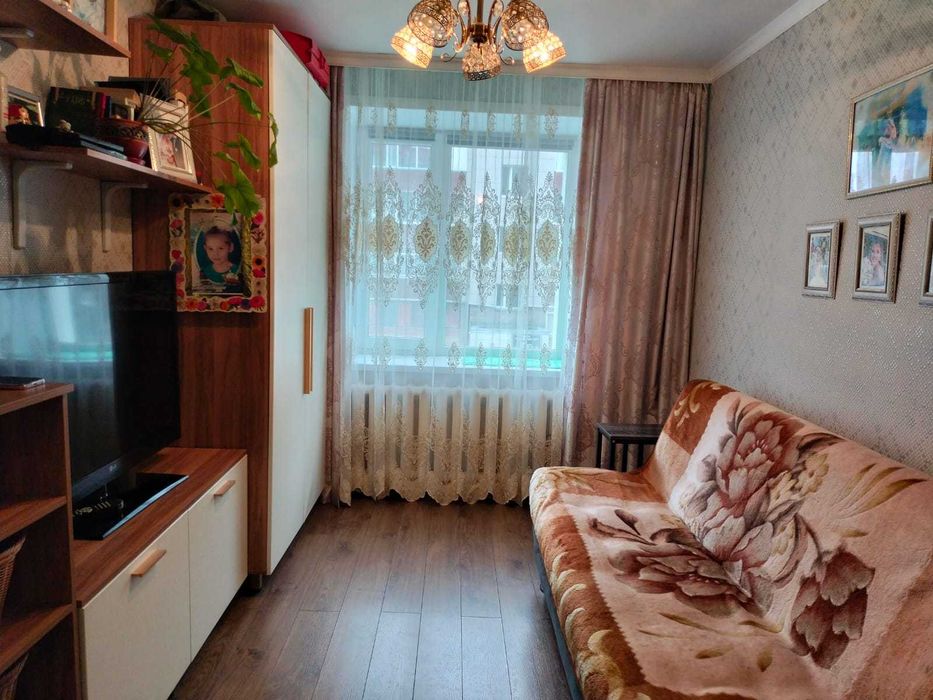 Срочно продаю 1-комнатную квартиру. Леснаяполяна. Близко от остановки