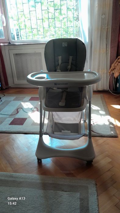 Детский обеденный стульчик