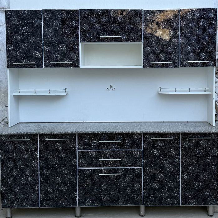 Кухонная Мебель арзон сотилади