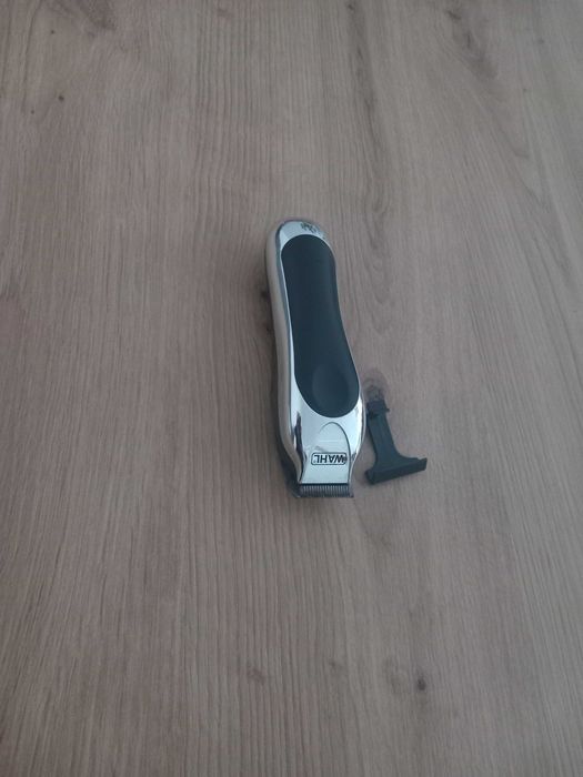 Машинка за подстригване и бръснене WAHL