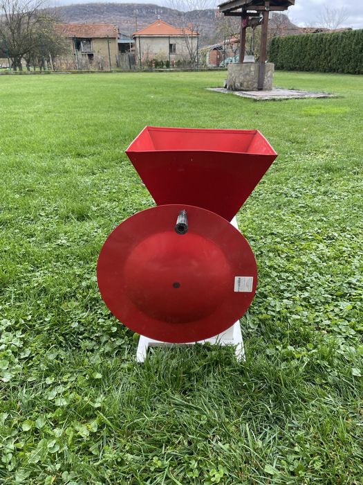 Гроздомелачка  отлично състояние .