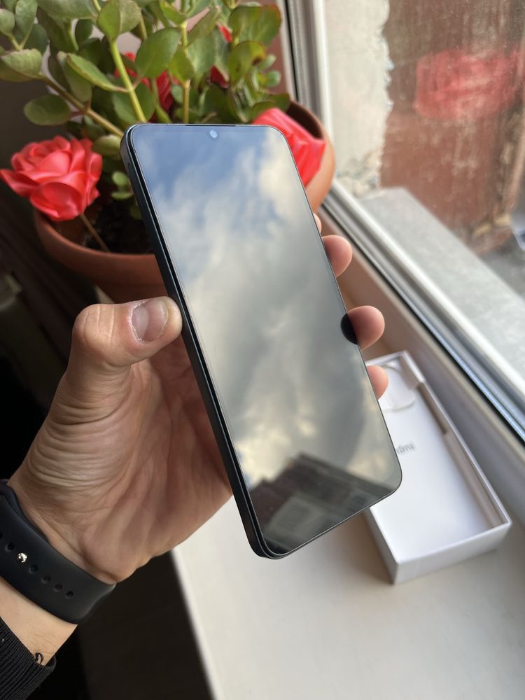 Redmi 13C 8/256g