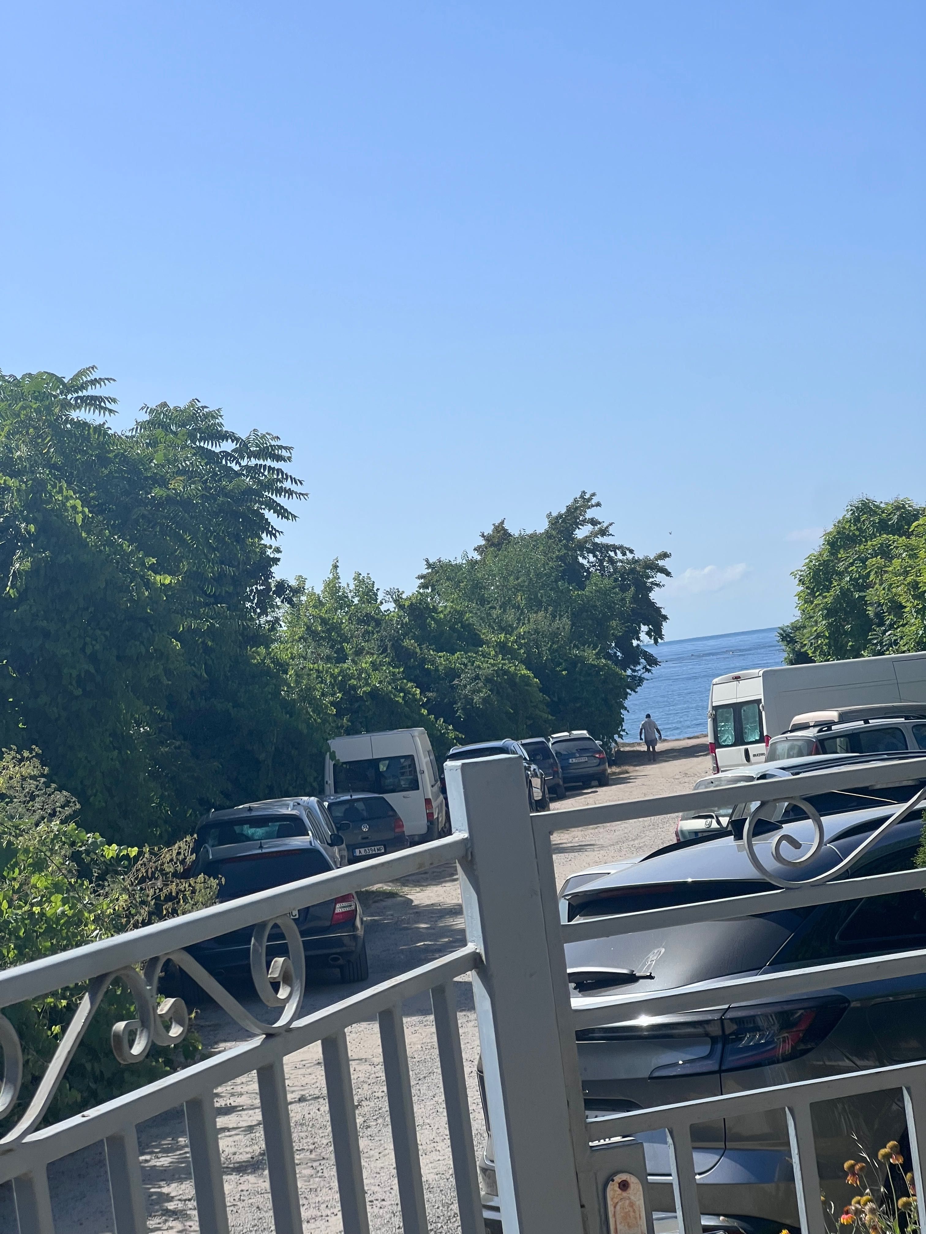 Двустаен апартамент с гледка море в Равда, без такса поддръжка