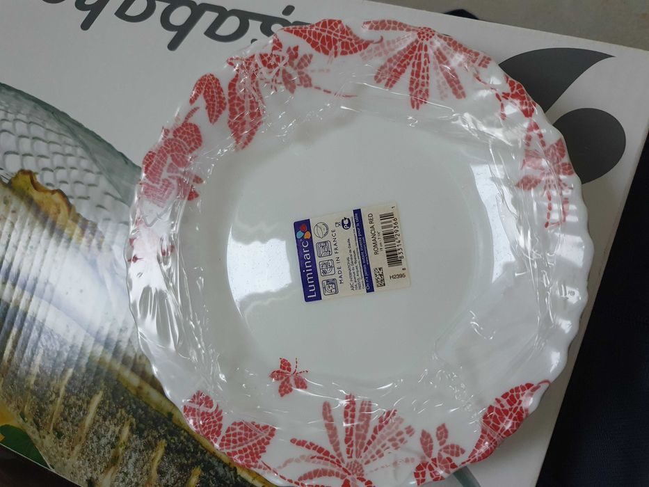 Serviciu de masa, set de farfurii Luminarc