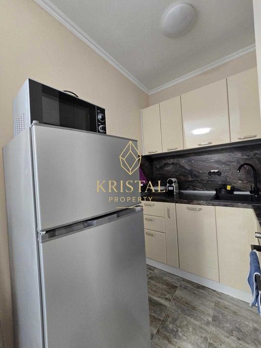 Продава се Двустаен апартамент в к.к. Слънчев бряг - 79 кв.м за 1140 €/кв.м - Снимка #3