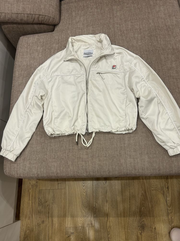Дамско яке Bershka!