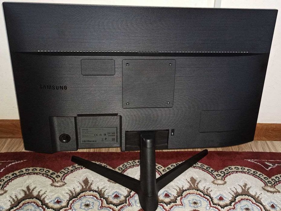 Продается Монитор SAMSUNG 27 модель LF27T350FHR