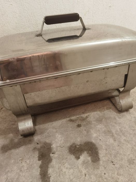 Продавам бен мари