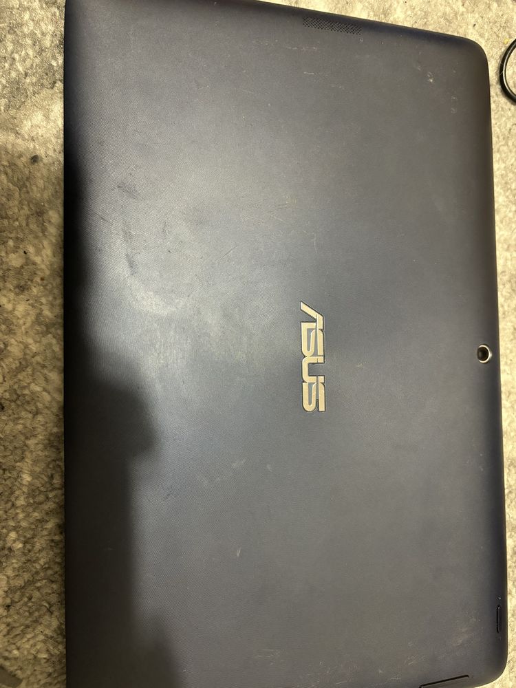 Asus Transform T200 quad core 2 gb ram potrivit diagnoza auto