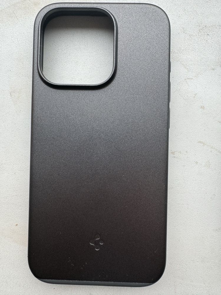 Spigen Thin Fit Iphone  15 pro