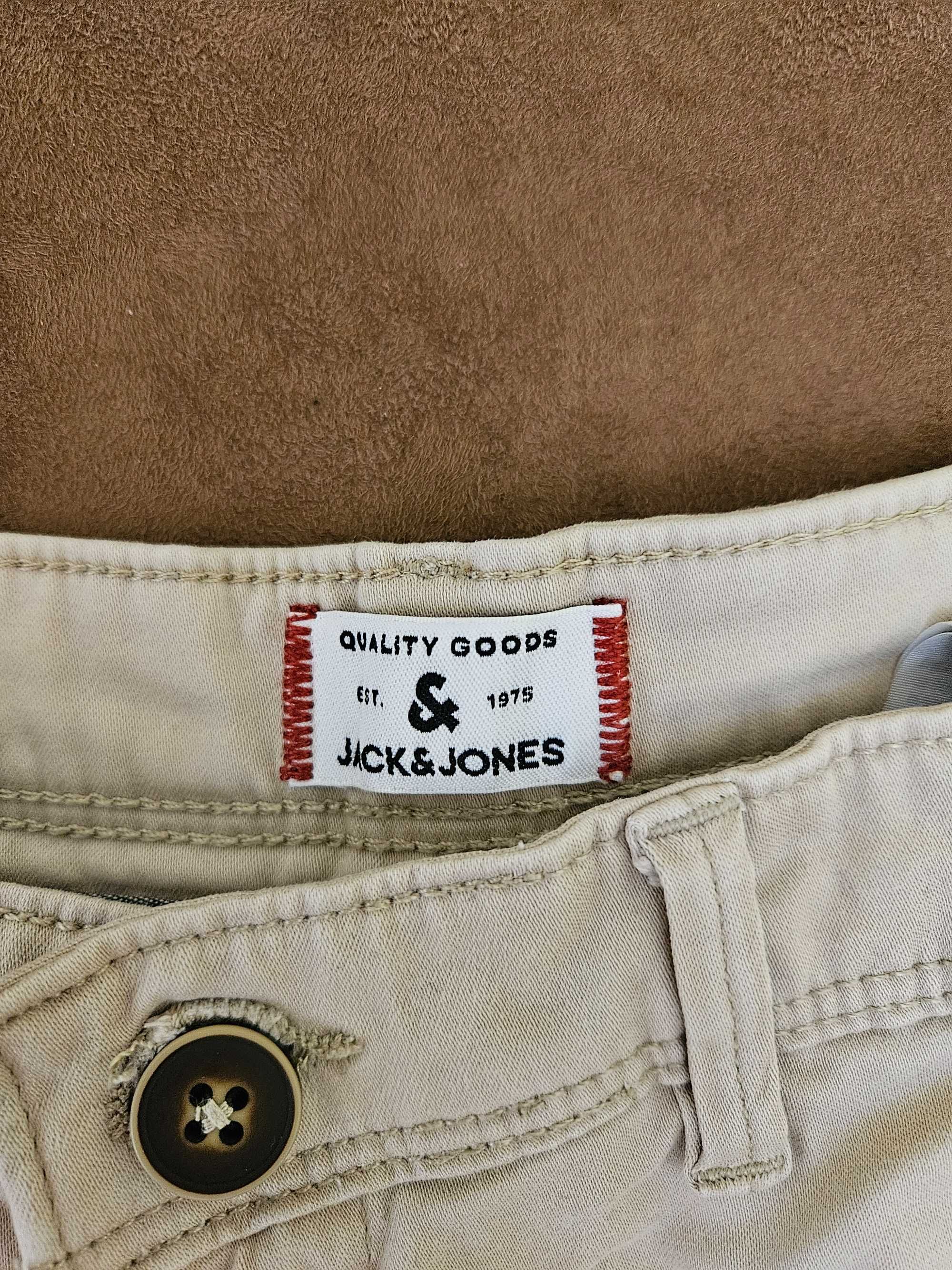 Къси мъжки бермуди Jack &Jones - 15 лв