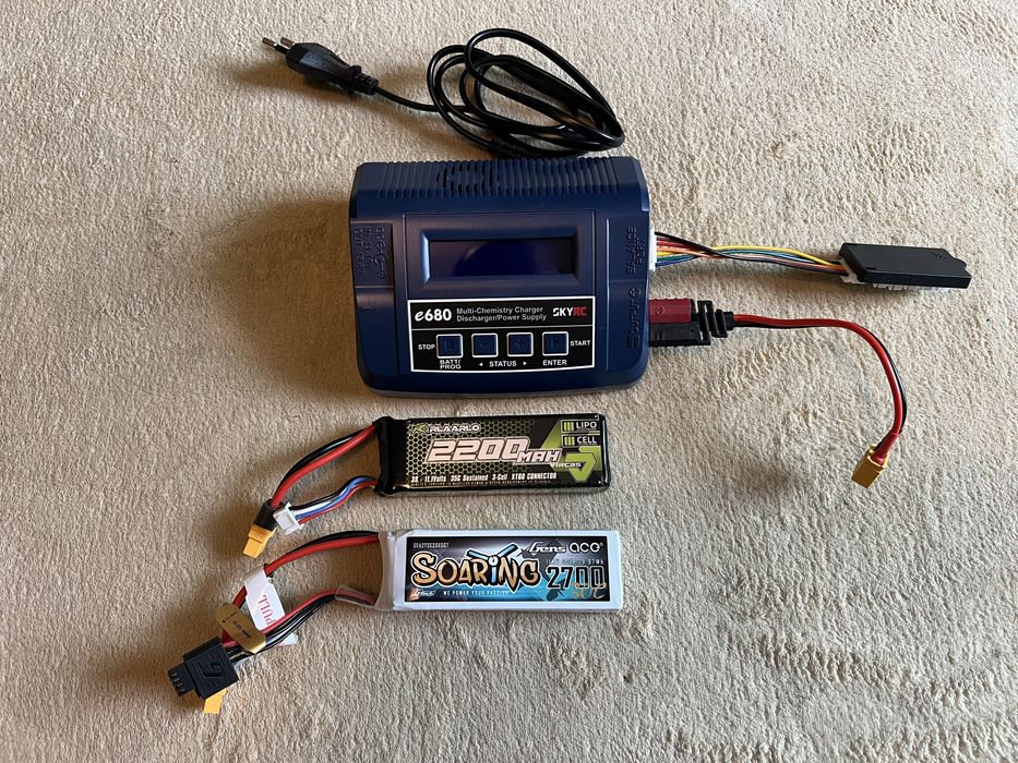 Automodel RC Car Rlaarlo "Omni-Terminator" - Carbon + piese