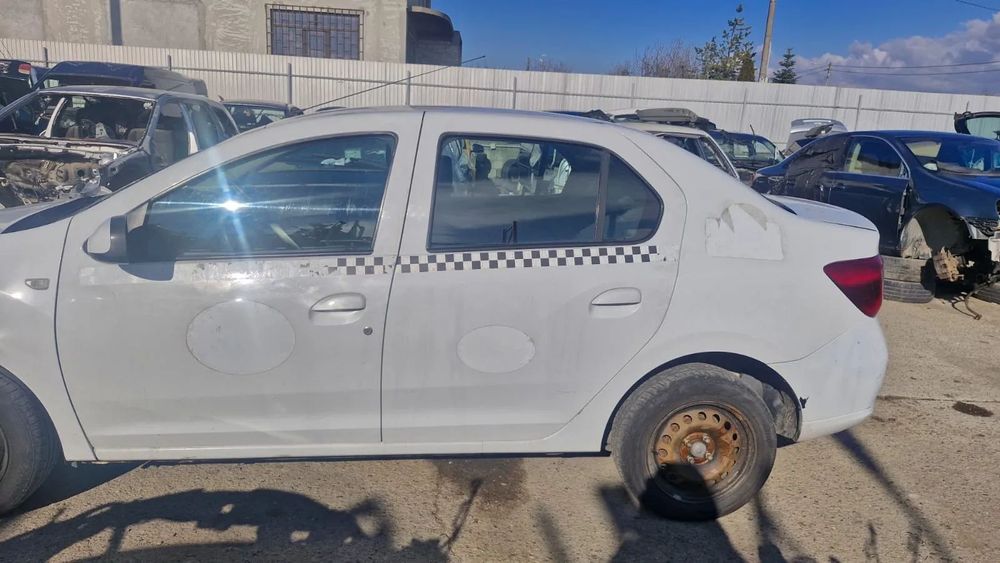 Dezmembram Dacia Logan 2 an 2015 motor 1.2 Benzina cod D4F-F7