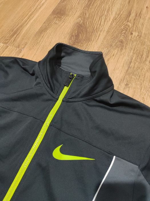 Bluza Nike mărimea M