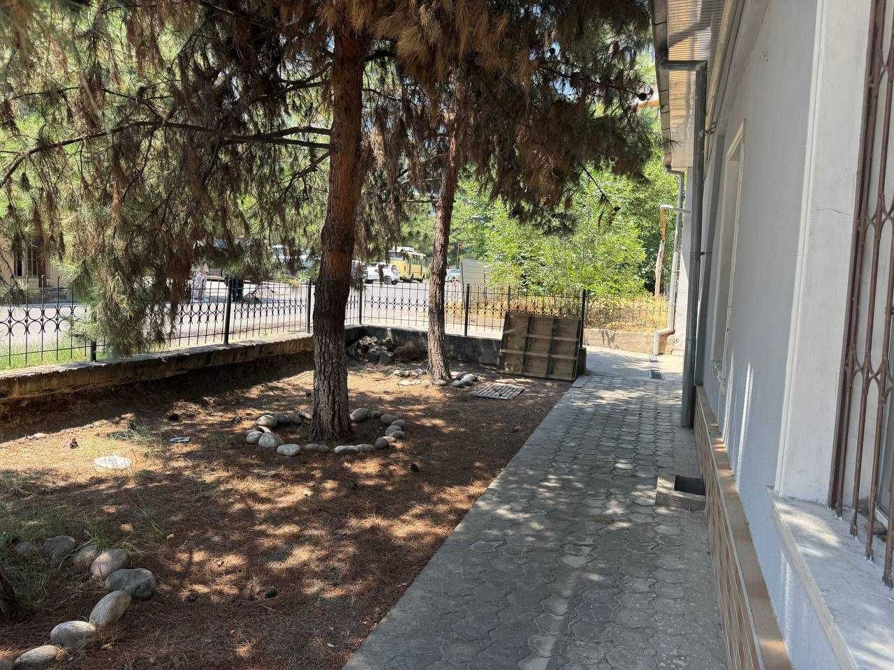 Продается участок в Центре Нукусская Капиталбанк ААА