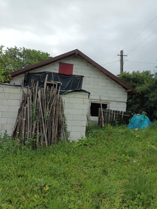 Casă neterminată + teren 3800 mp | Oneaga, Cristești