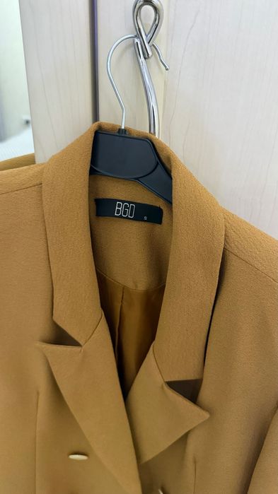 Пиджак в очень хорошем состоянии