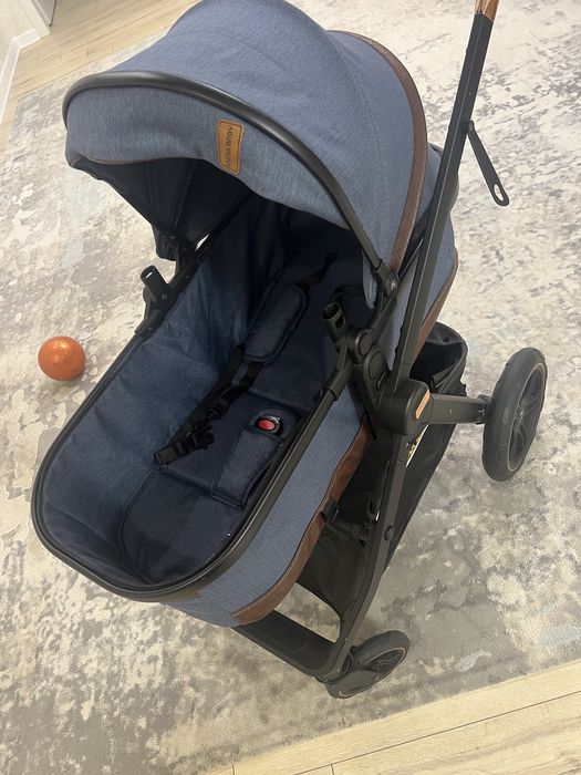 Коляска в отличном состоянии