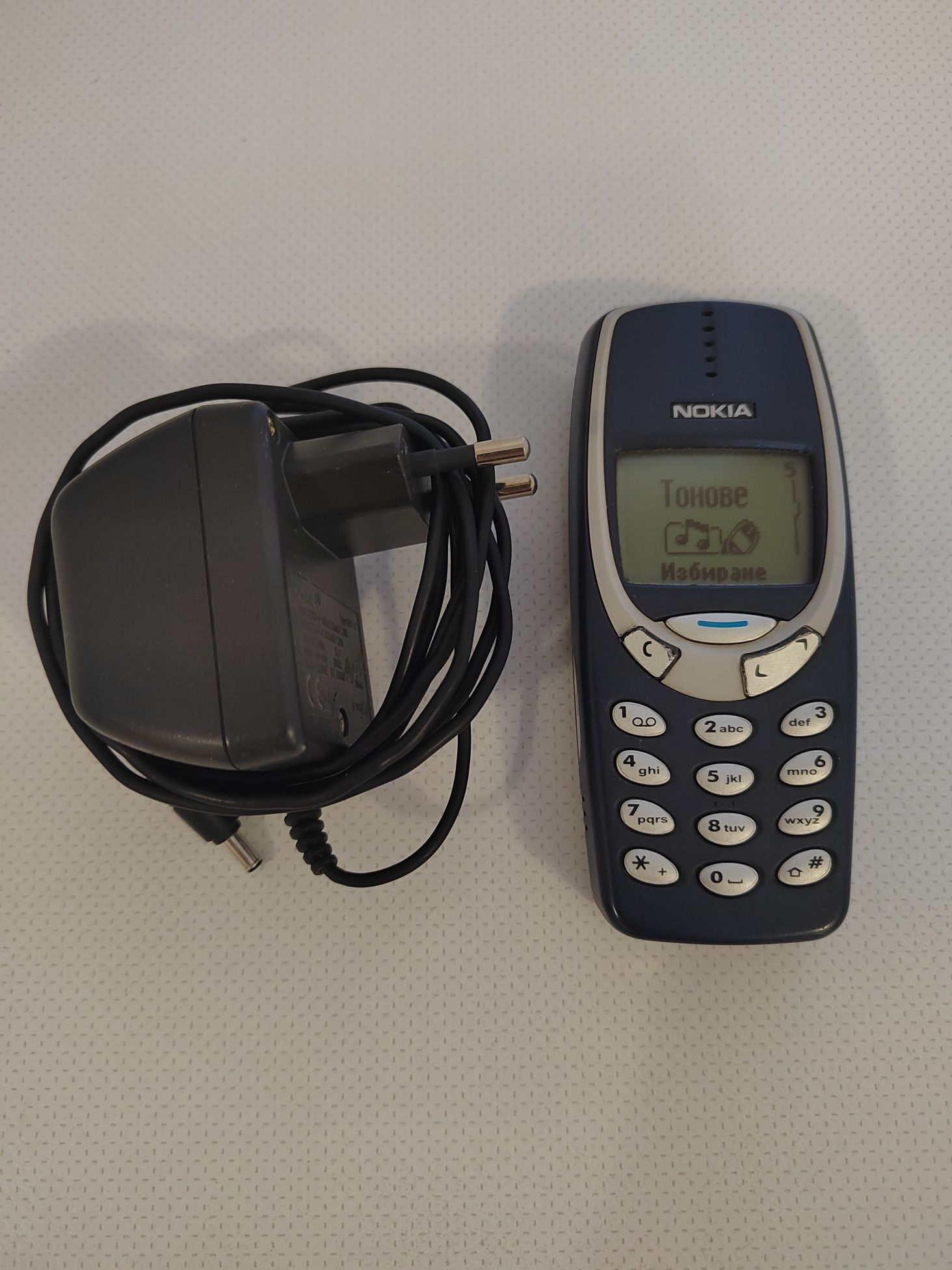 Нокия 3310 със зарядно устройство 52лв