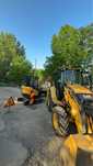 Inchiriez buldoexcavator 428 CAT / Mini-excavator 3T