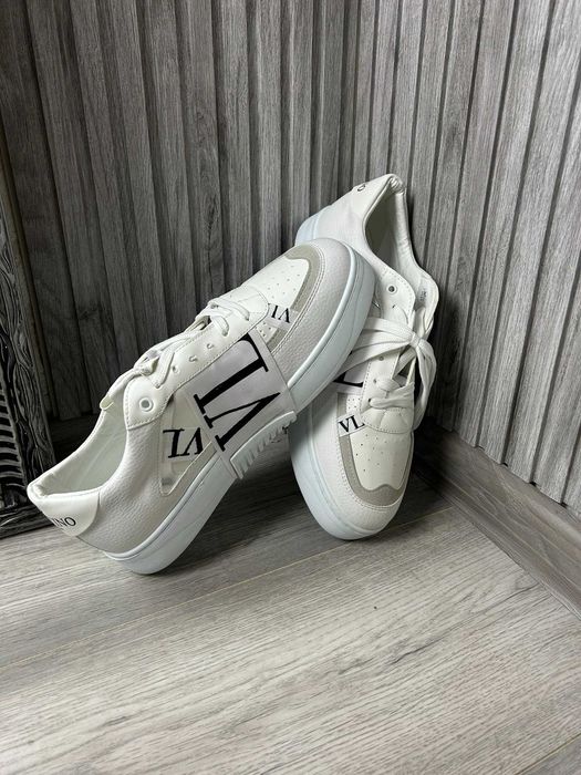 Мъжки обувки тип сникърси