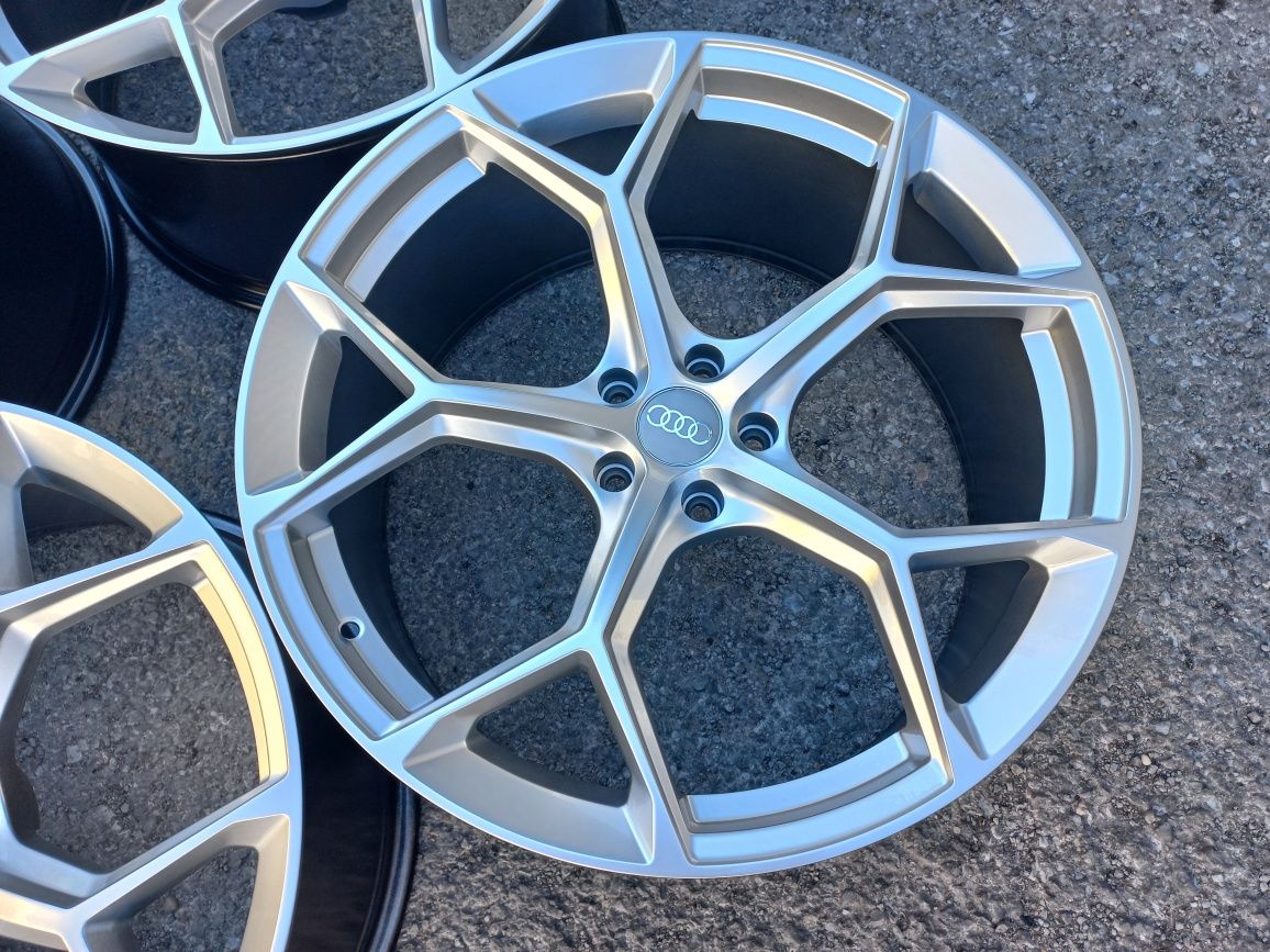 21.Audi RS.Line A6 A7 A8 Q5 Q7 Q8 RS6 RS7 S8 9.5J ET28 Чисто Нови

Нов