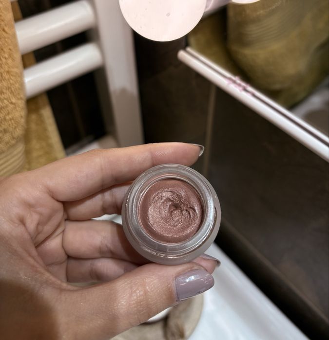 Charlotte Tillbury - Eyes to mesmerise Pillow Talk