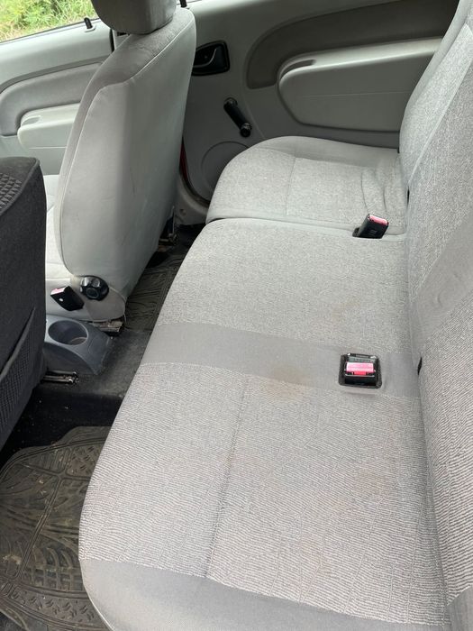 Vand logan mcv 1.4 benzina