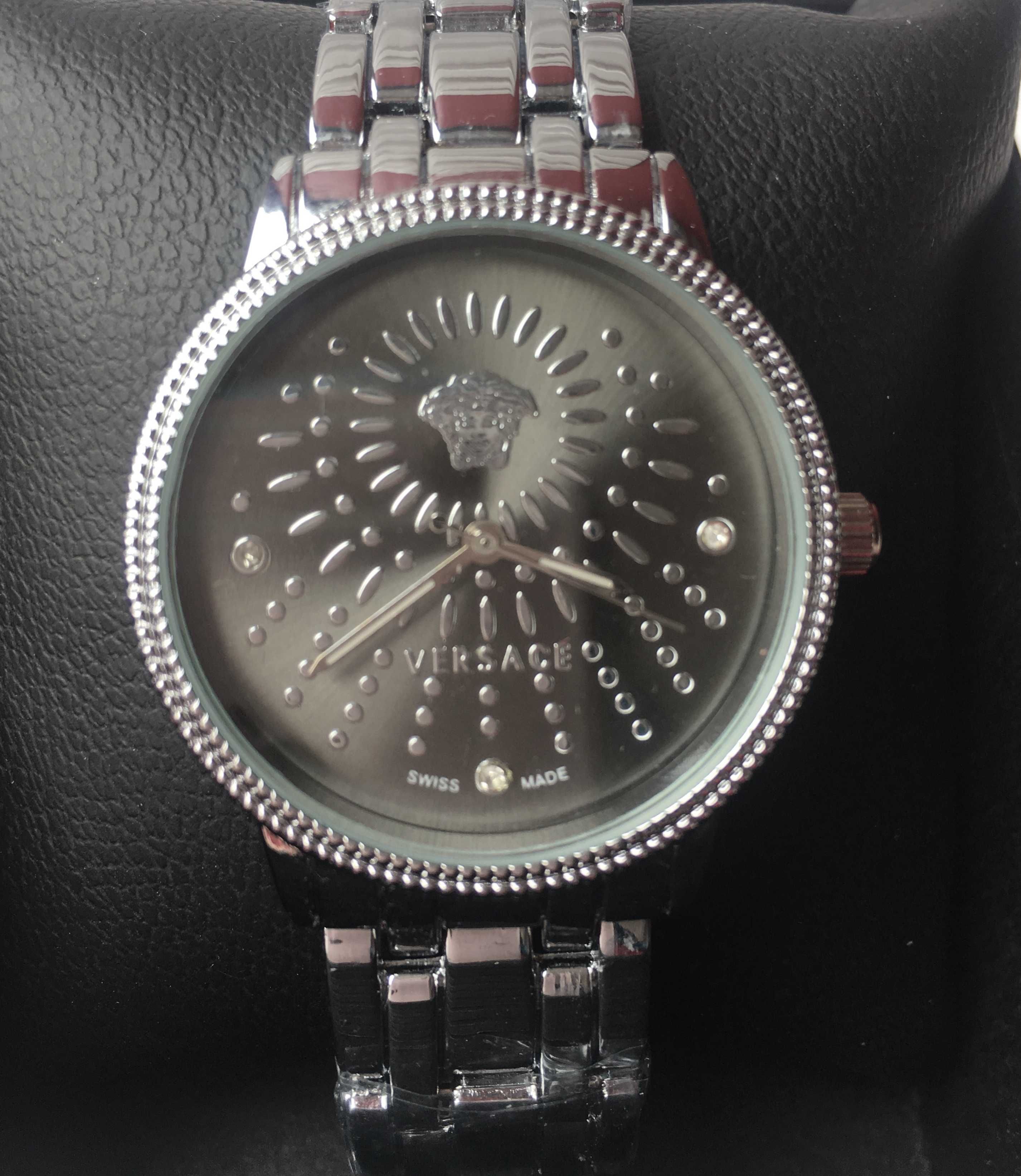Versace Дамски часовник  VE 12