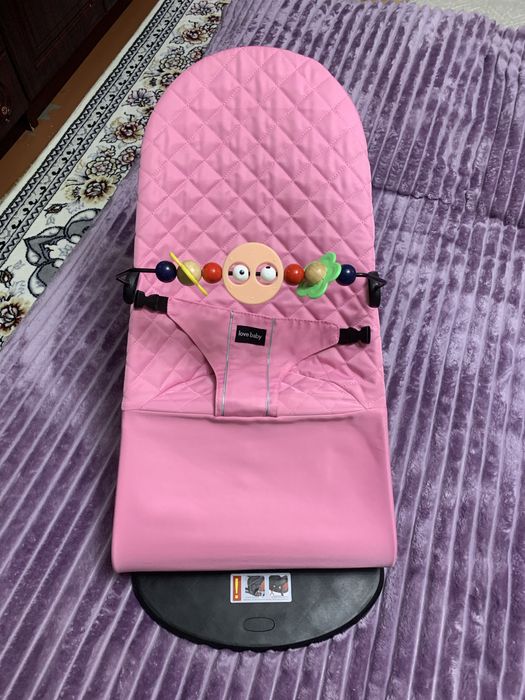 Продаю шезлонг очень хорошее состаяние удобное