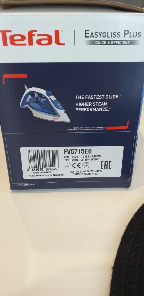 Чисто нова парна ютия Tefal