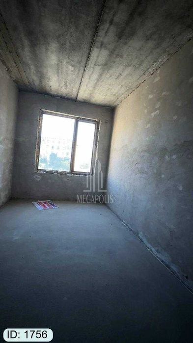 5 mikr somiy tarafpda 3 xona karobka  kvartira sotiladi №1756