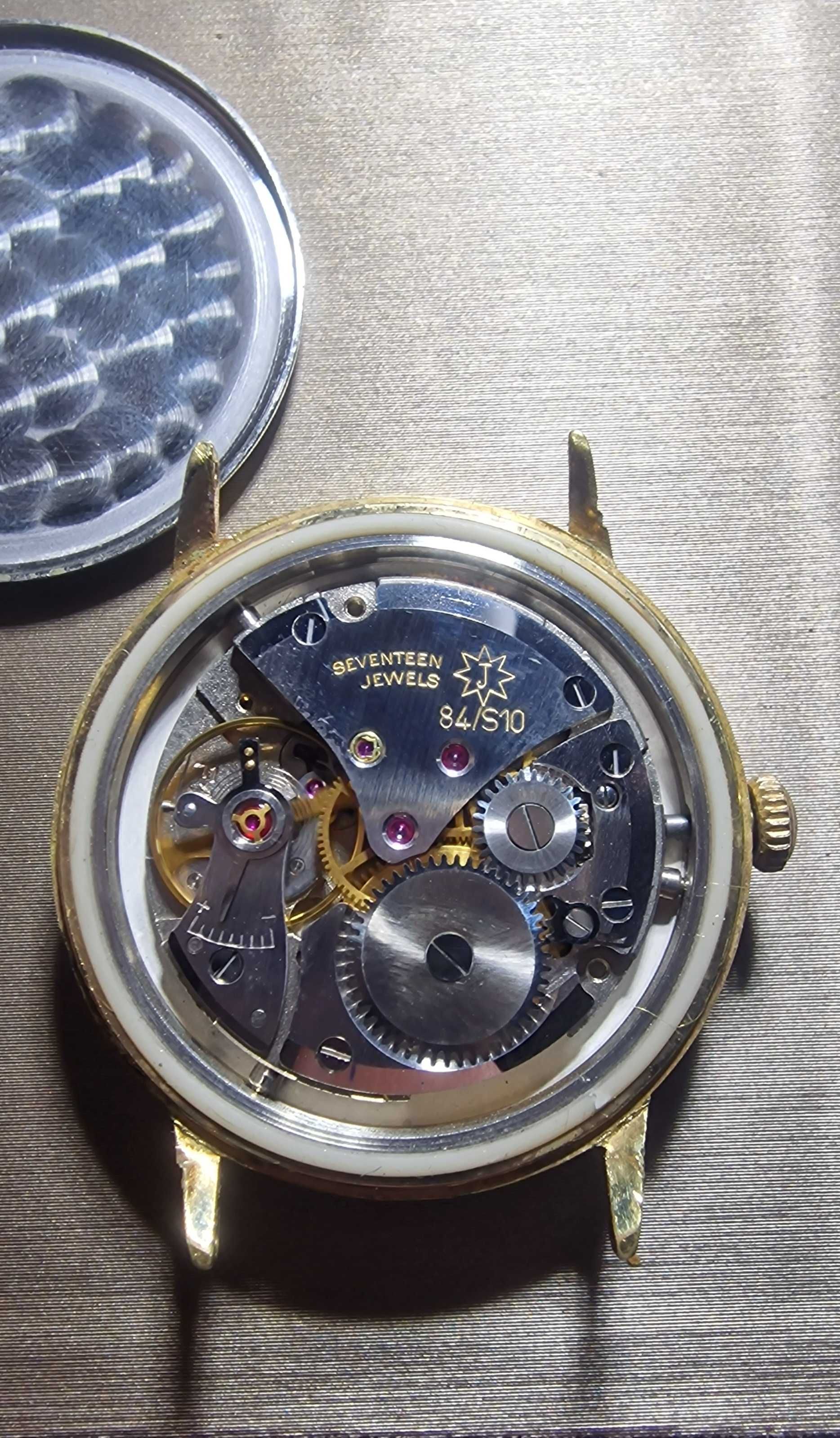 ceas german de epocă Junghans anii 60