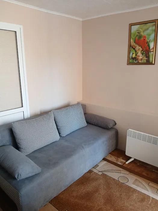 Дава се под наем Едностаен апартамент в Варна, Левски - 25 кв.м за 275 € - Снимка #3