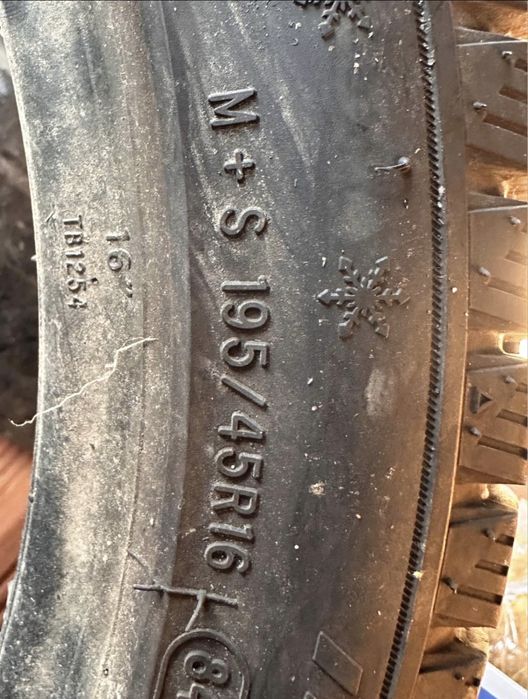 Vand cauciucuri M+S 195/45R16